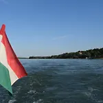 Kulcsi-duna Vendeghaz بيت للعطل Kulcs