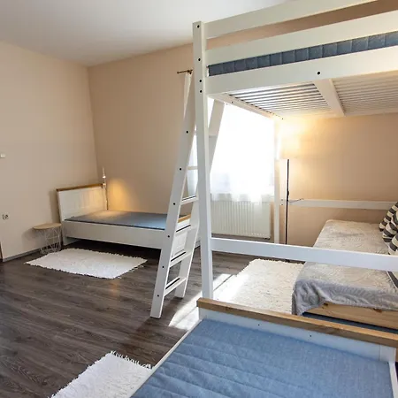 Kulcsi-duna Vendeghaz Holiday home *
