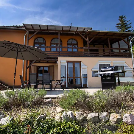 Holiday home Kulcsi-duna Vendeghaz